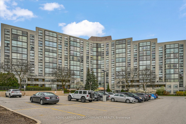 30 Harding Blvd W, Richmond Hill