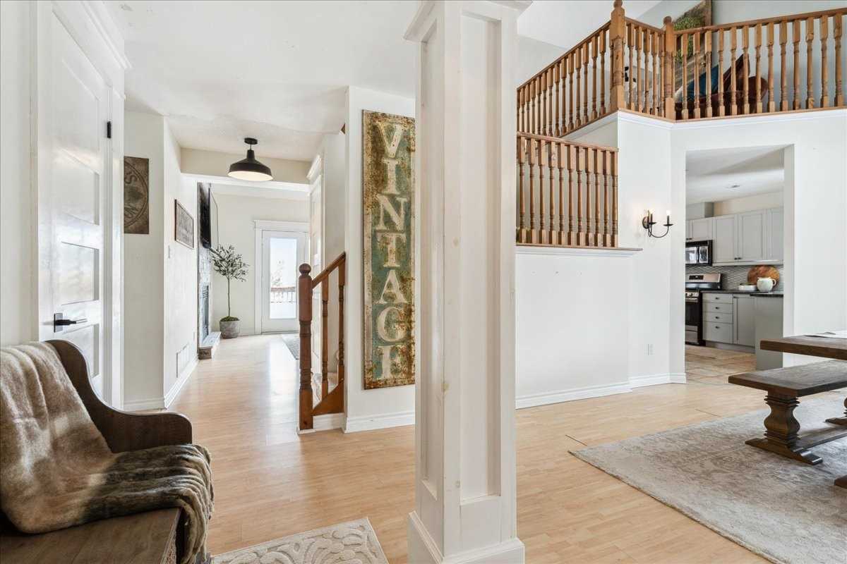 984 Little Cedar Ave