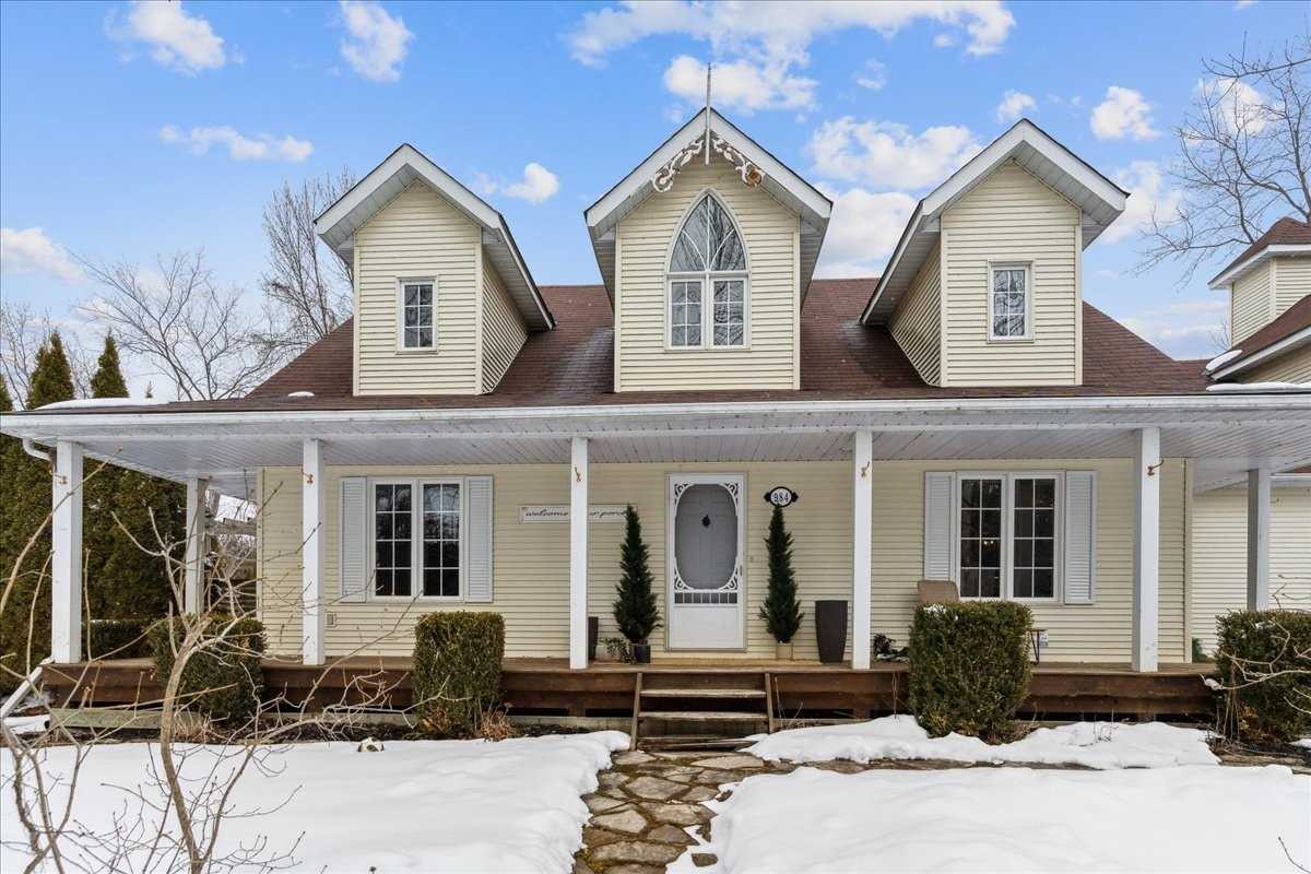 984 Little Cedar Ave