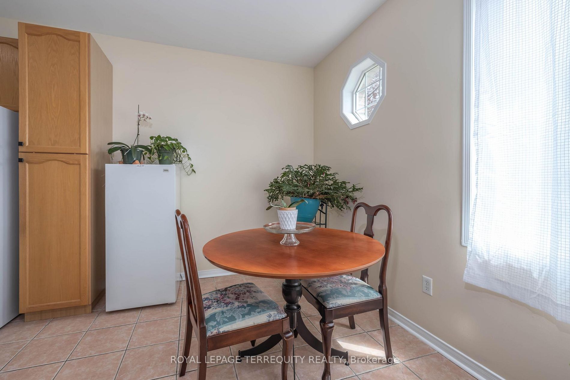 40 Manorwood Dr