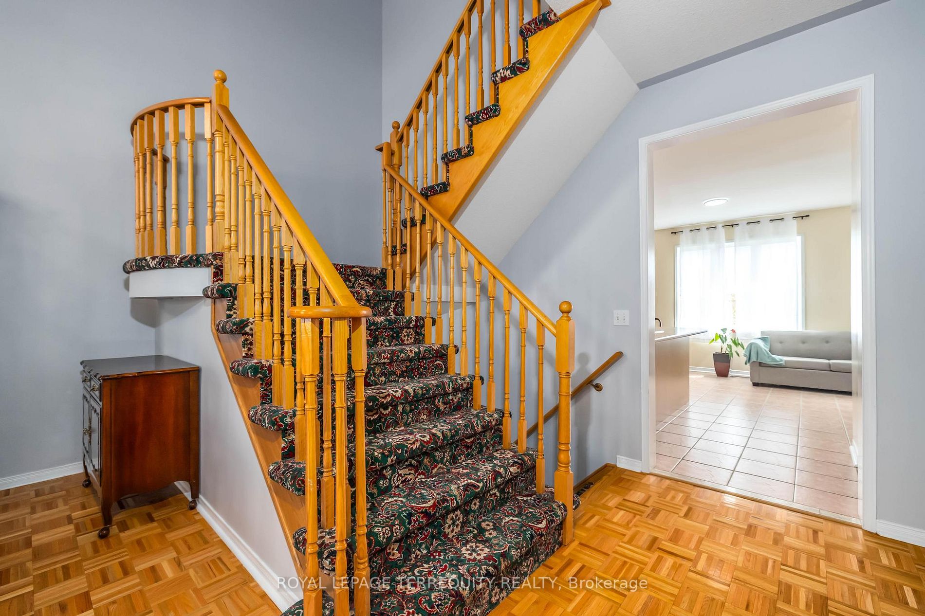 40 Manorwood Dr