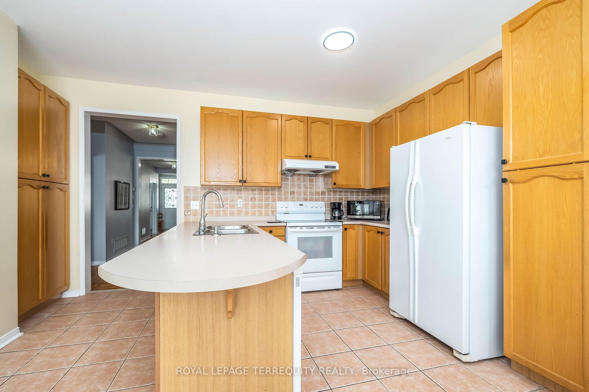 40 Manorwood Dr