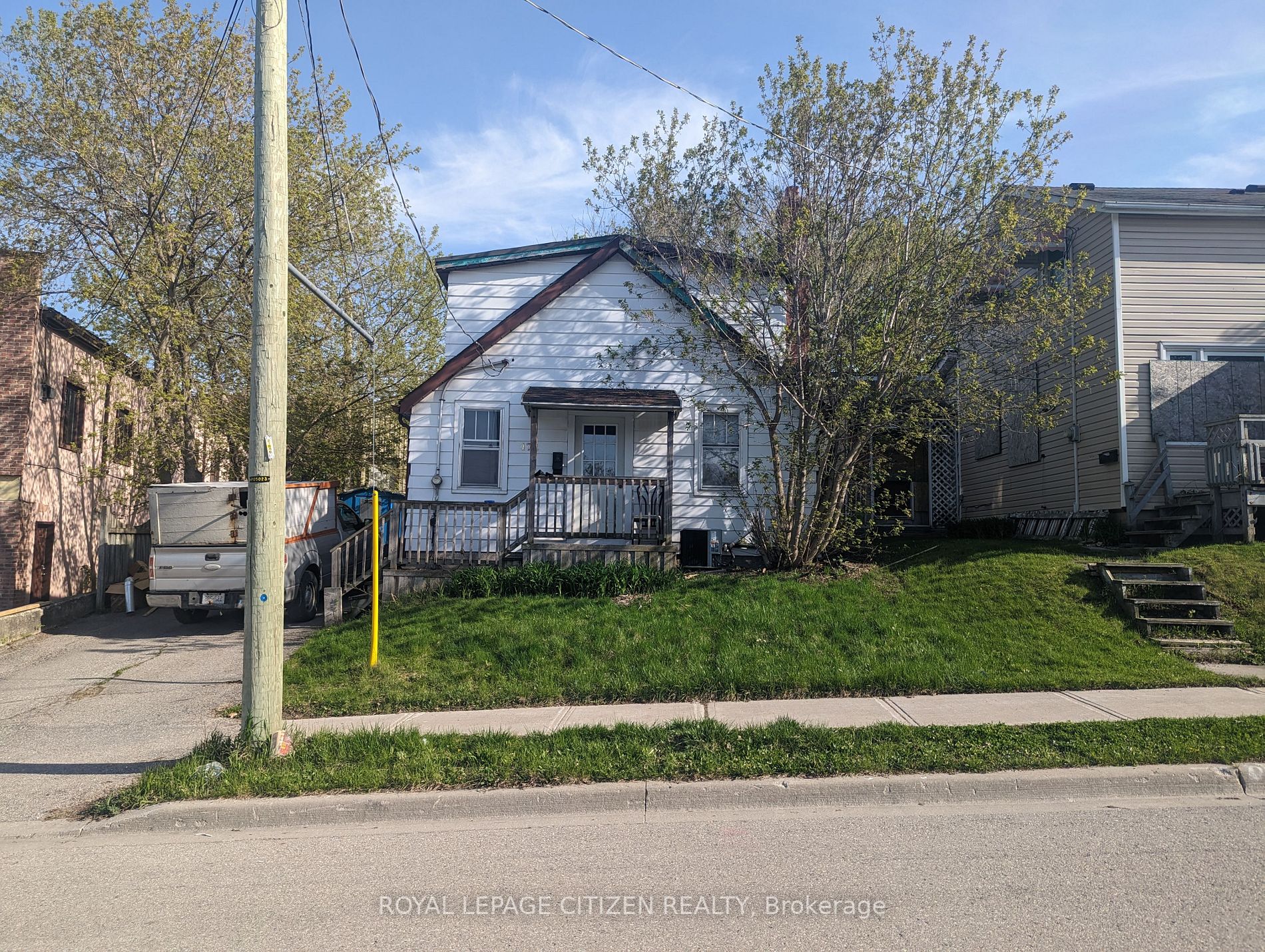 Listing N5965784 - Large Photo # 1