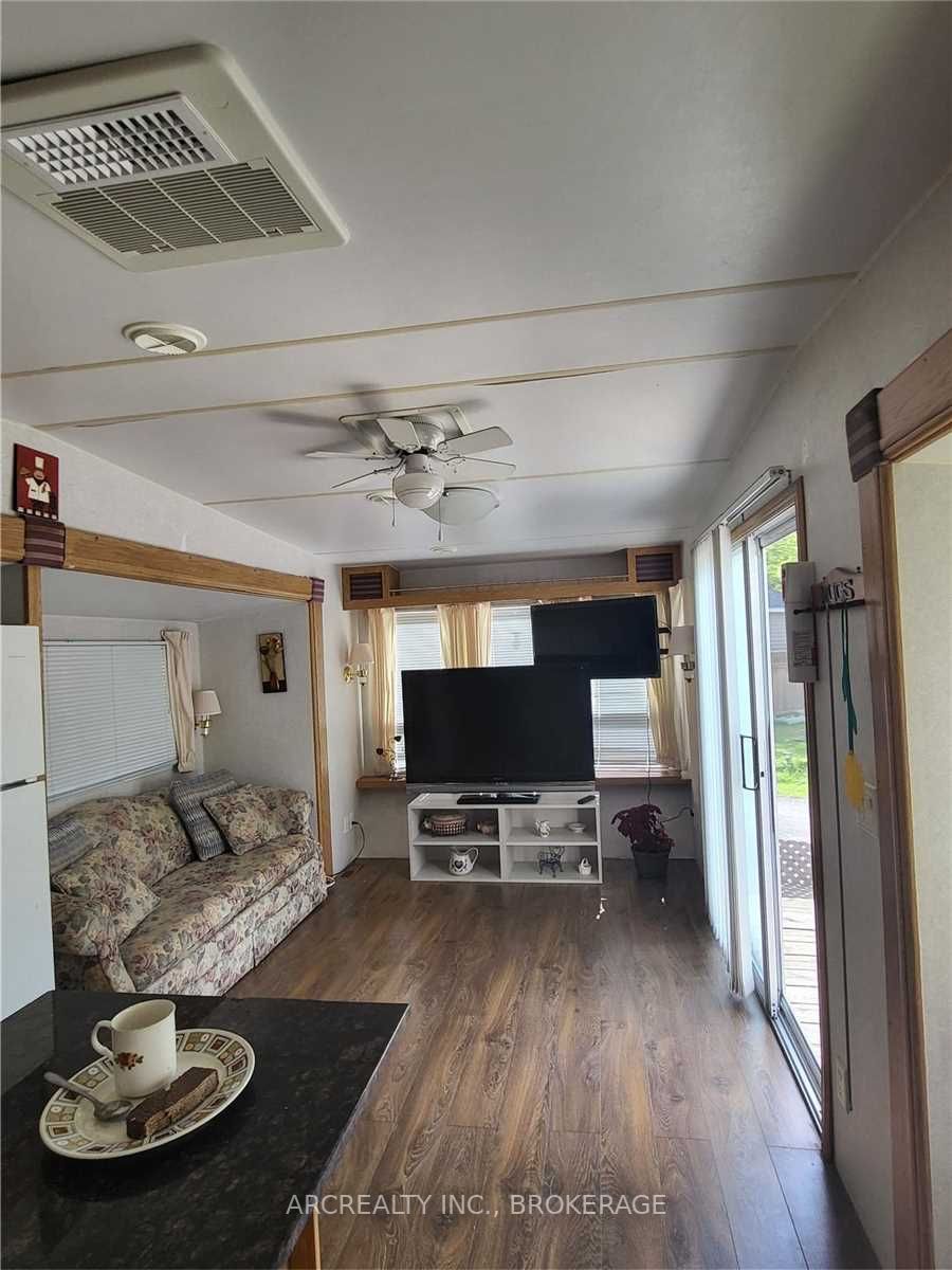 Listing N5965931 - Large Photo # 14