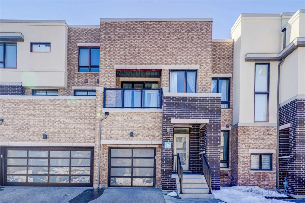 30 Helliwell Cres, Richmond Hill