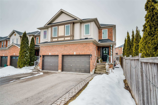 1 Crittenden Dr, Georgina
