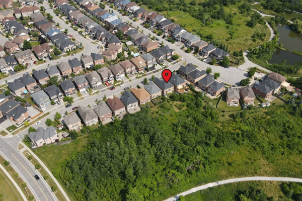 24 Tiger Lily St, Richmond Hill