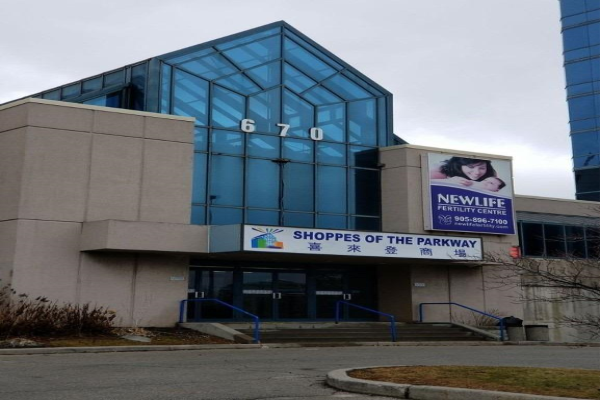 670 Highway 7 E, Richmond Hill