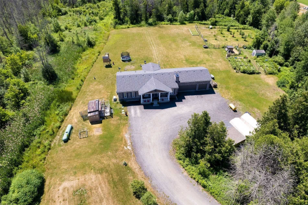 2645 3rd Line, Innisfil