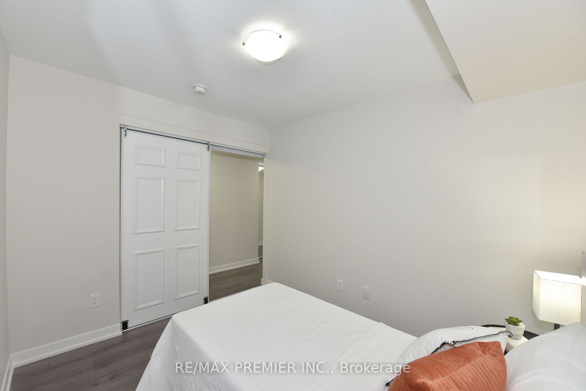 26 Bruce St, #E01