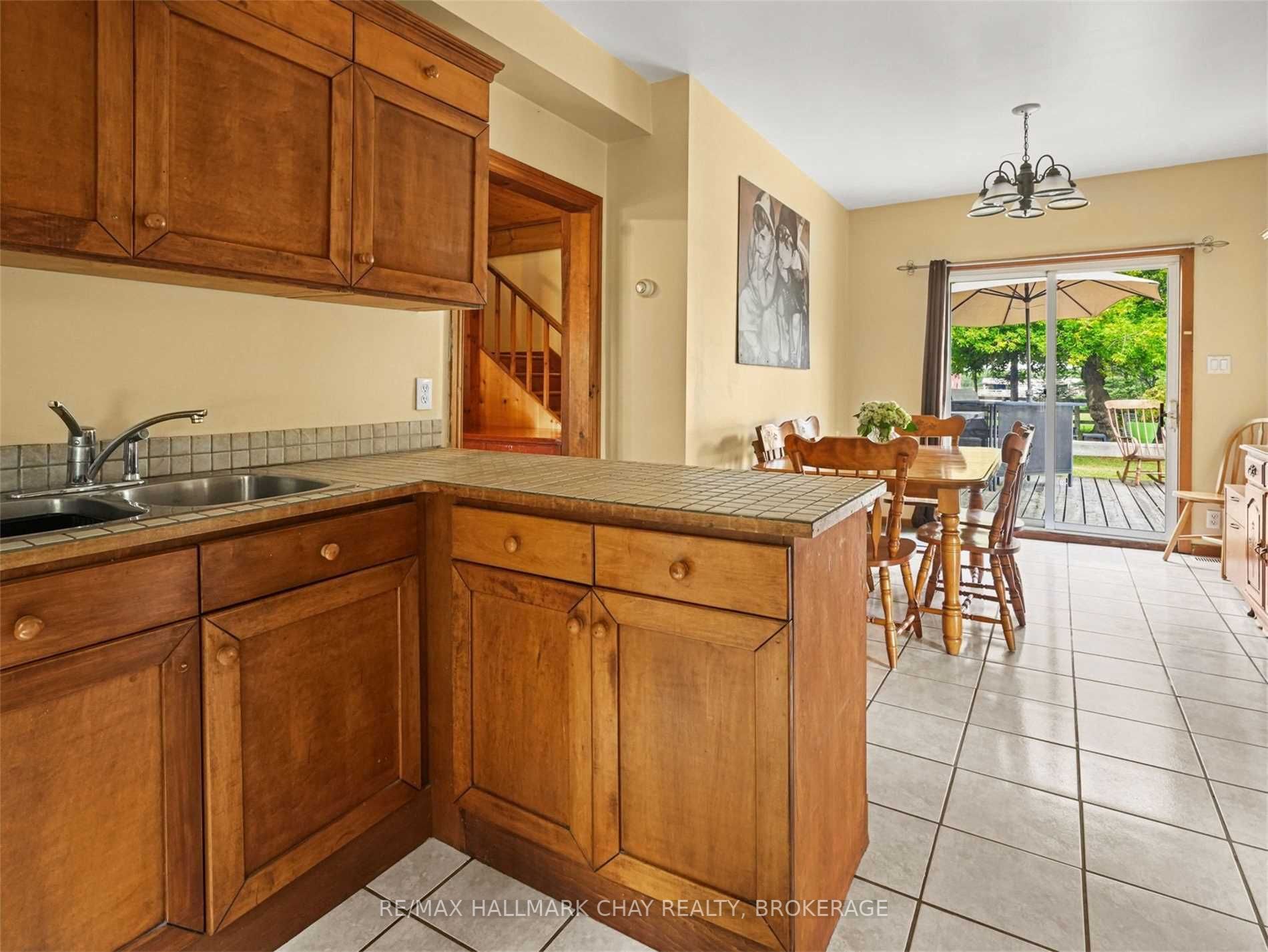 Listing N5969235 - Large Photo # 7