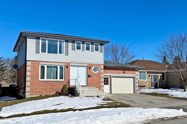 286 Tampa Dr, Georgina