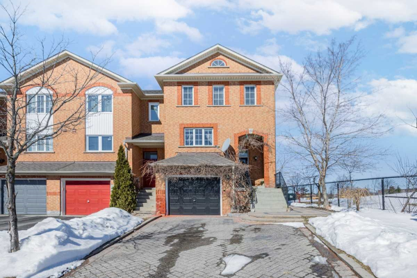 48 Lucena Cres, Vaughan
