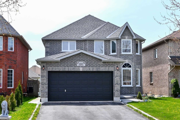 1327 Corm St, Innisfil