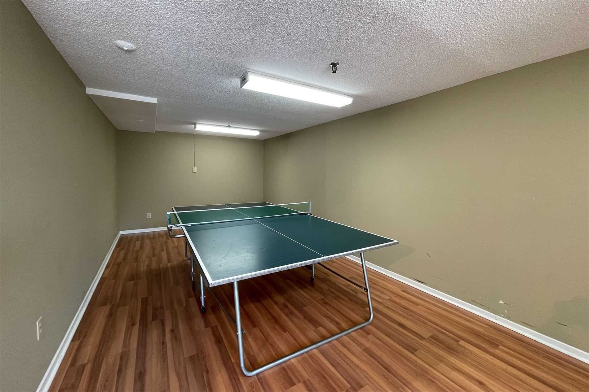 8111 Yonge St, #1712