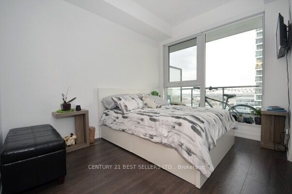 898 Portage Pkwy, #1709