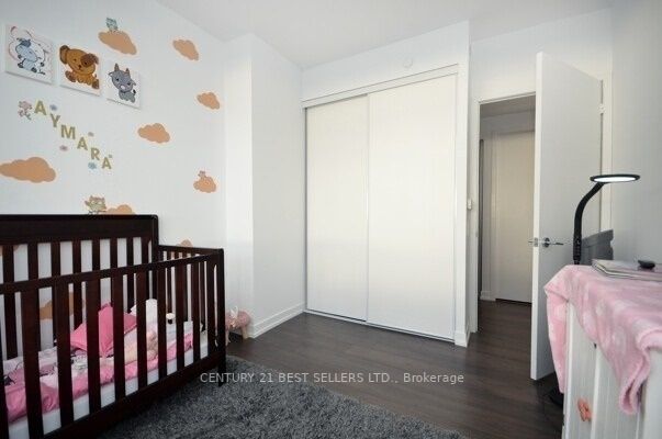 898 Portage Pkwy, #1709