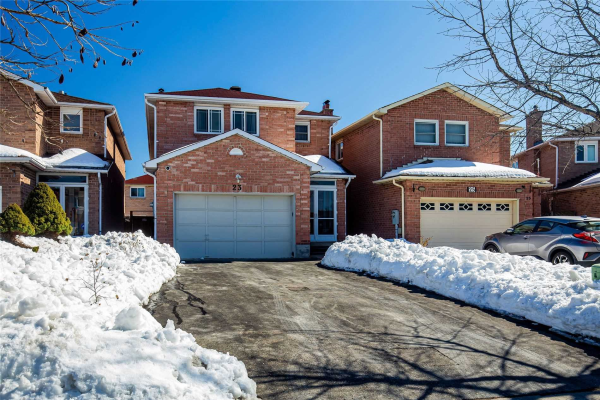 23 Millbank Crt, Vaughan