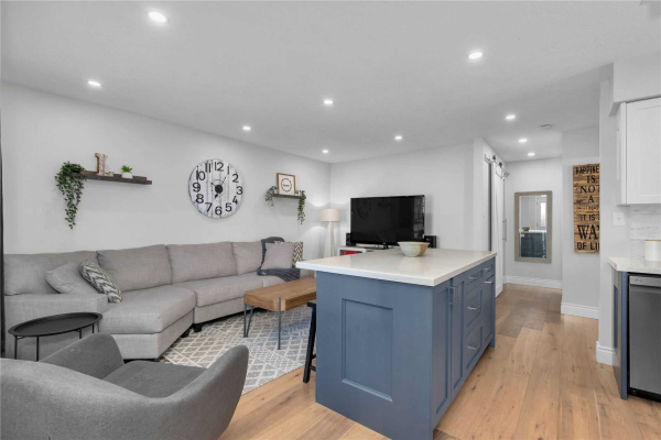 45 Oak St, New Tecumseth