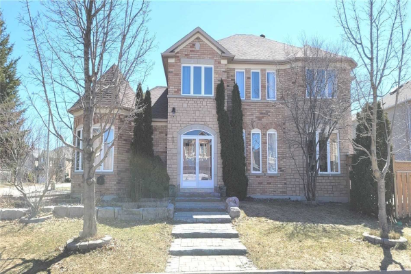 81 Fortune Cres, Richmond Hill