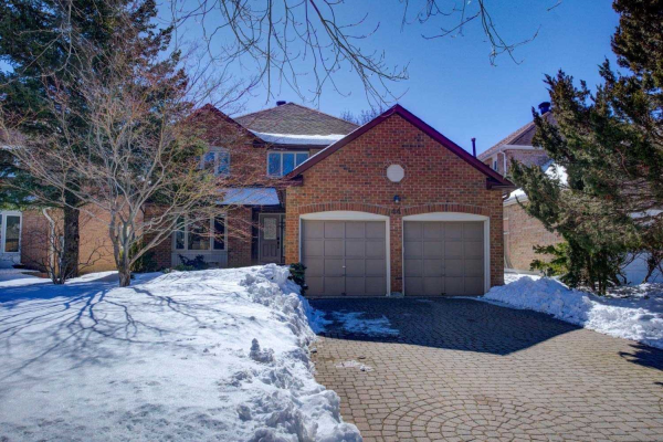 44 Crystal Dr, Richmond Hill