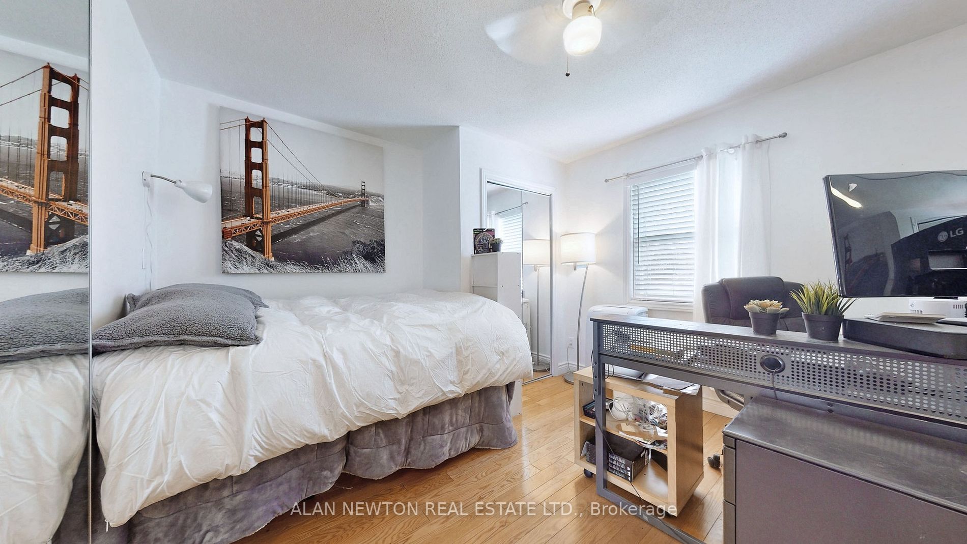 5832 5 Side Rd