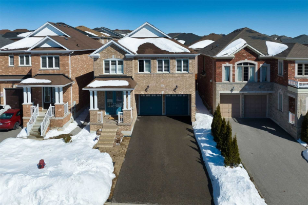 237 Roadhouse Blvd, Newmarket