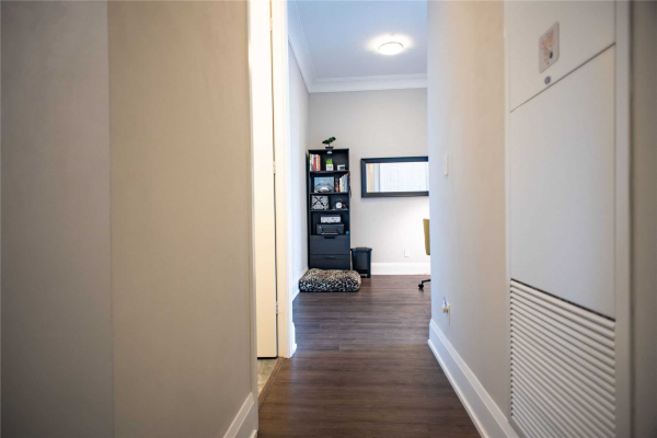 15 Water Walk Dr, Markham