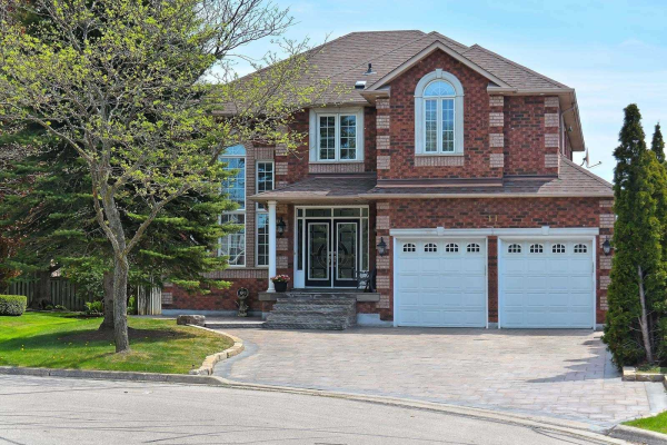 11 Clarkson Mews, Vaughan