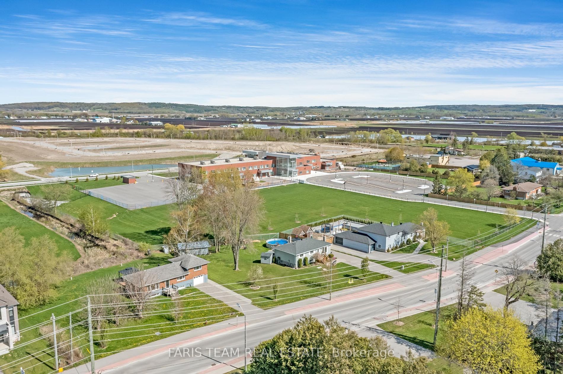 671 Simcoe Road