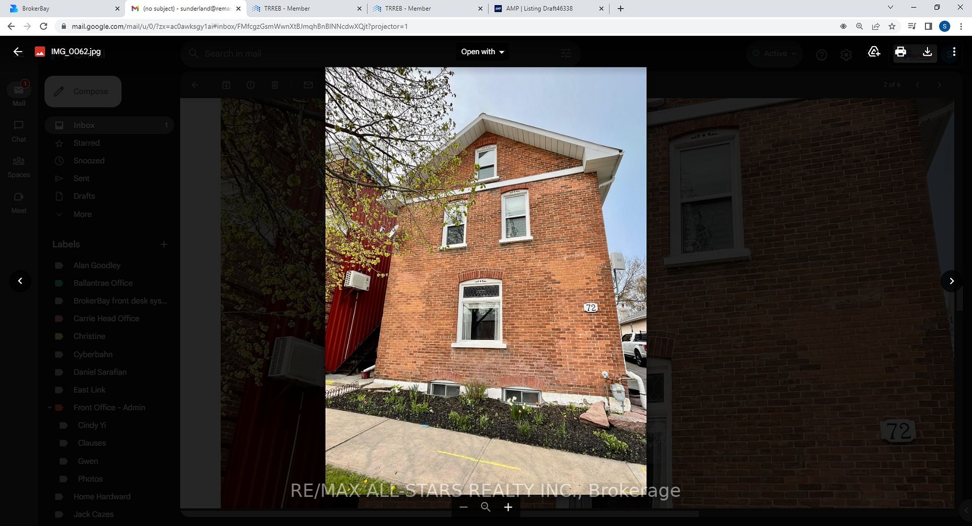 72 River St