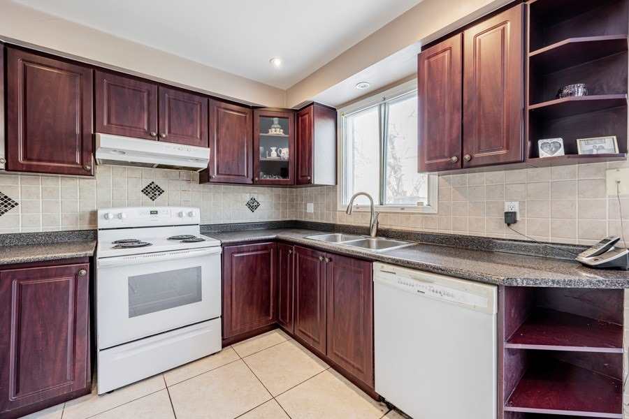 Listing N5973095 - Large Photo # 10
