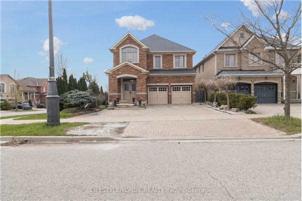 2 Ferretti St, Vaughan