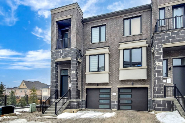 85 Rattenbury Rd, Vaughan