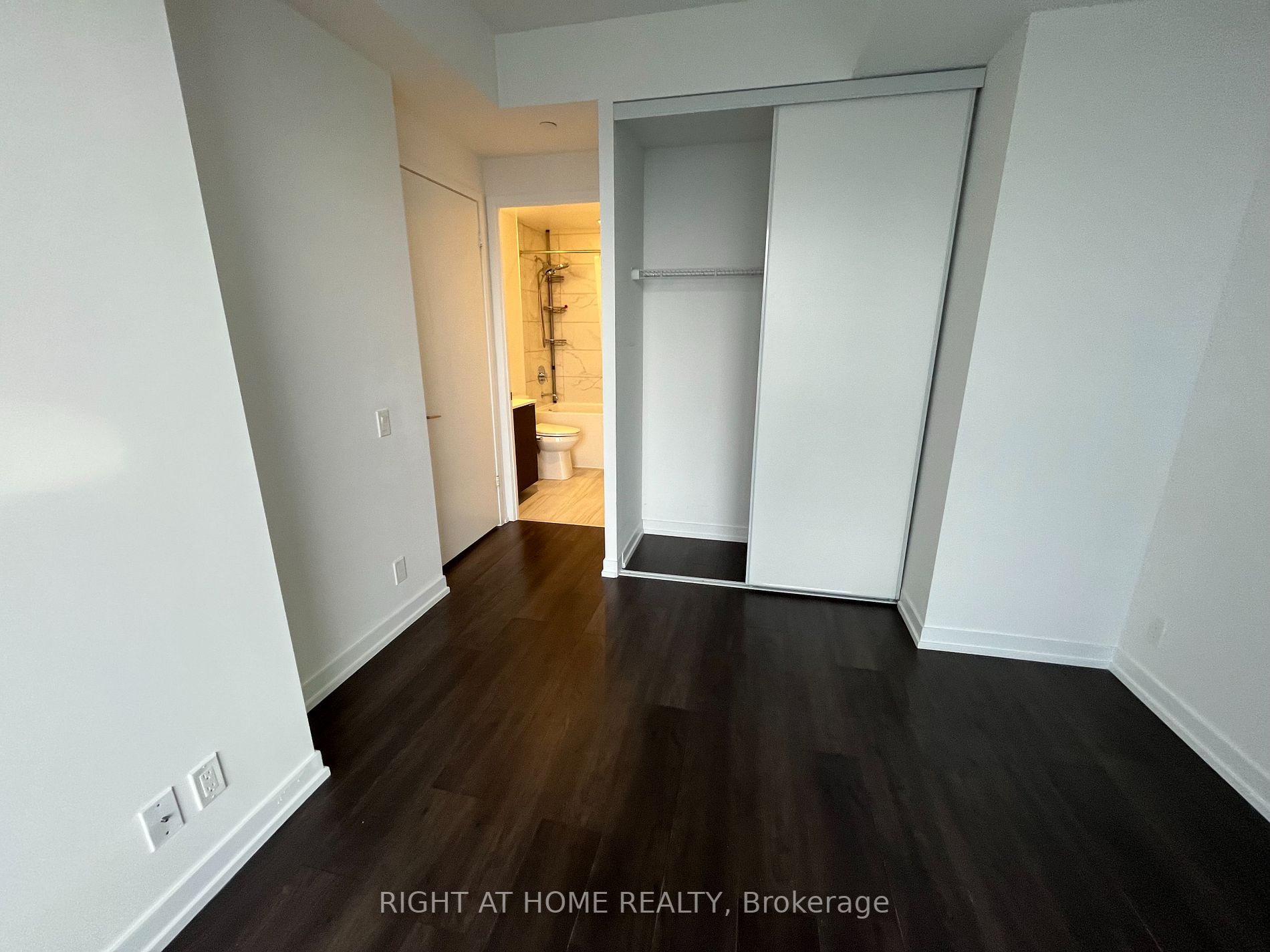 5 Buttermill Ave, #4201