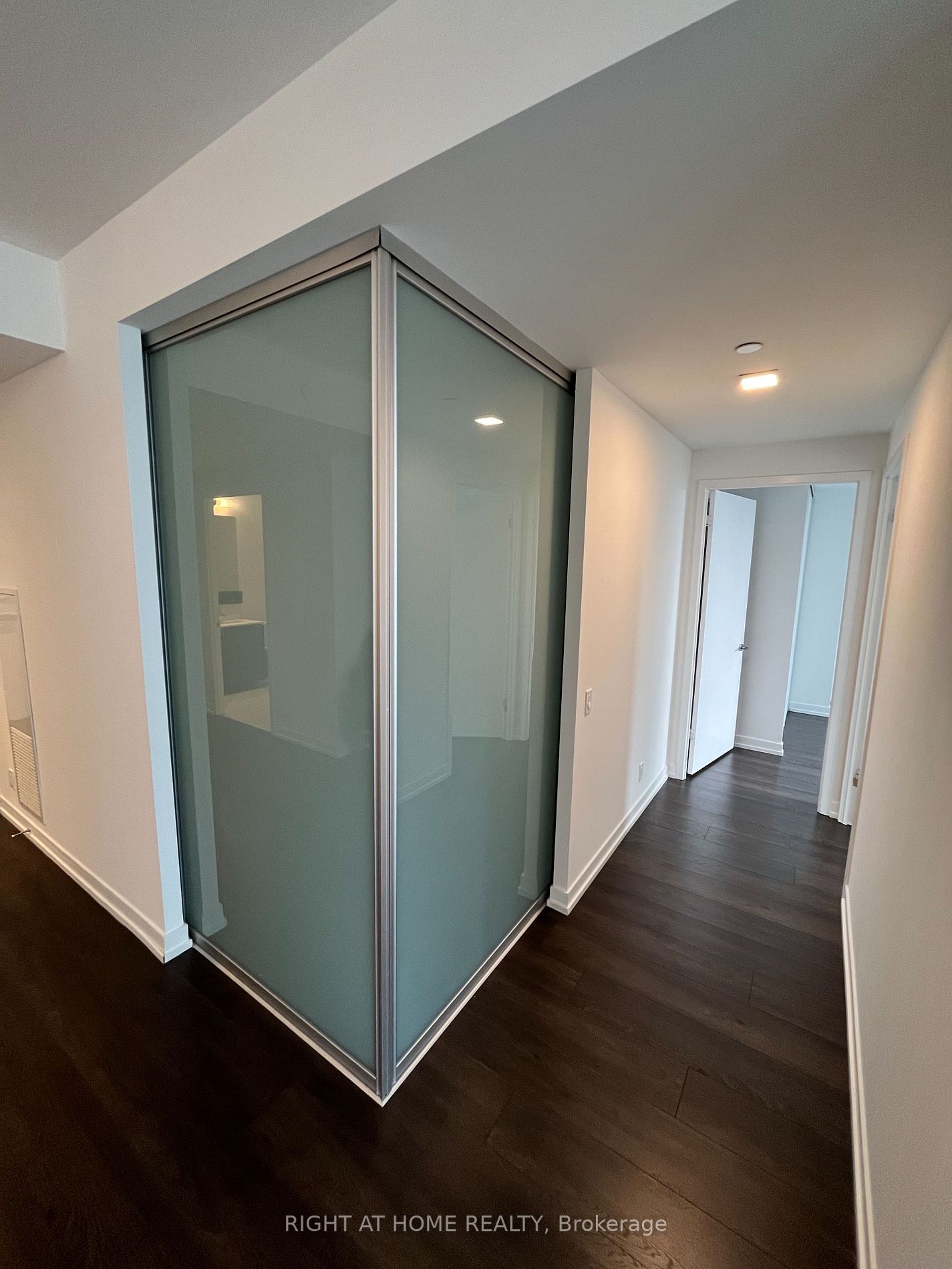5 Buttermill Ave, #4201