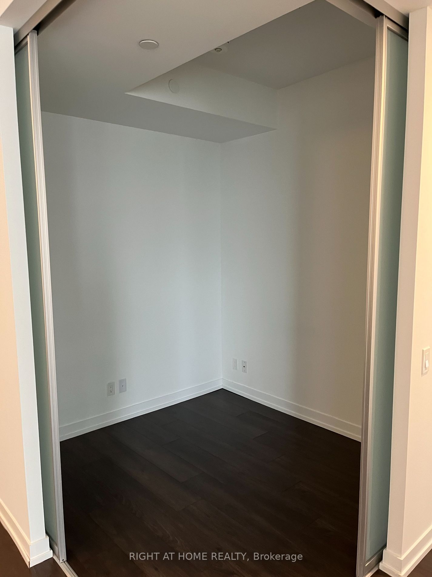 5 Buttermill Ave, #4201