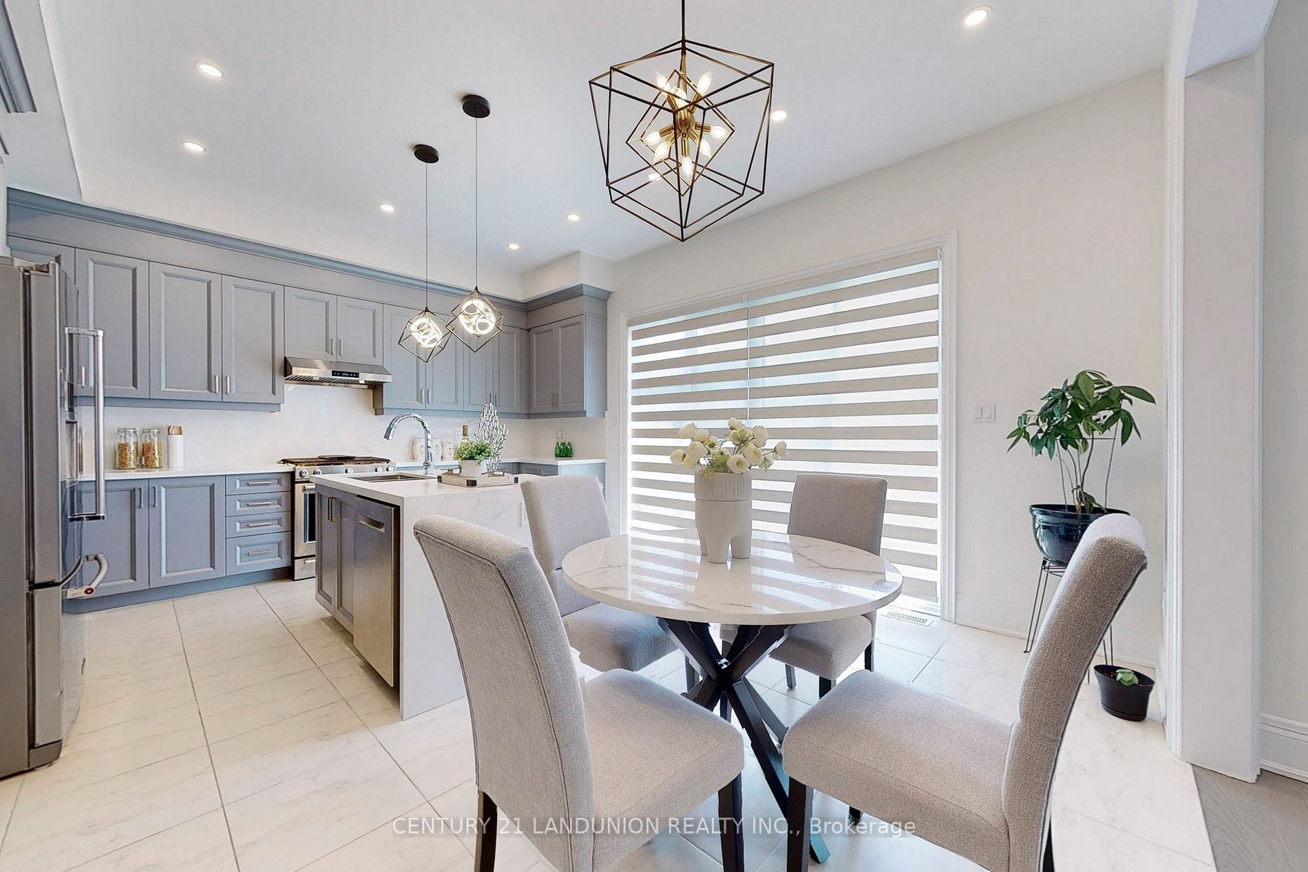 33 Brant Dr