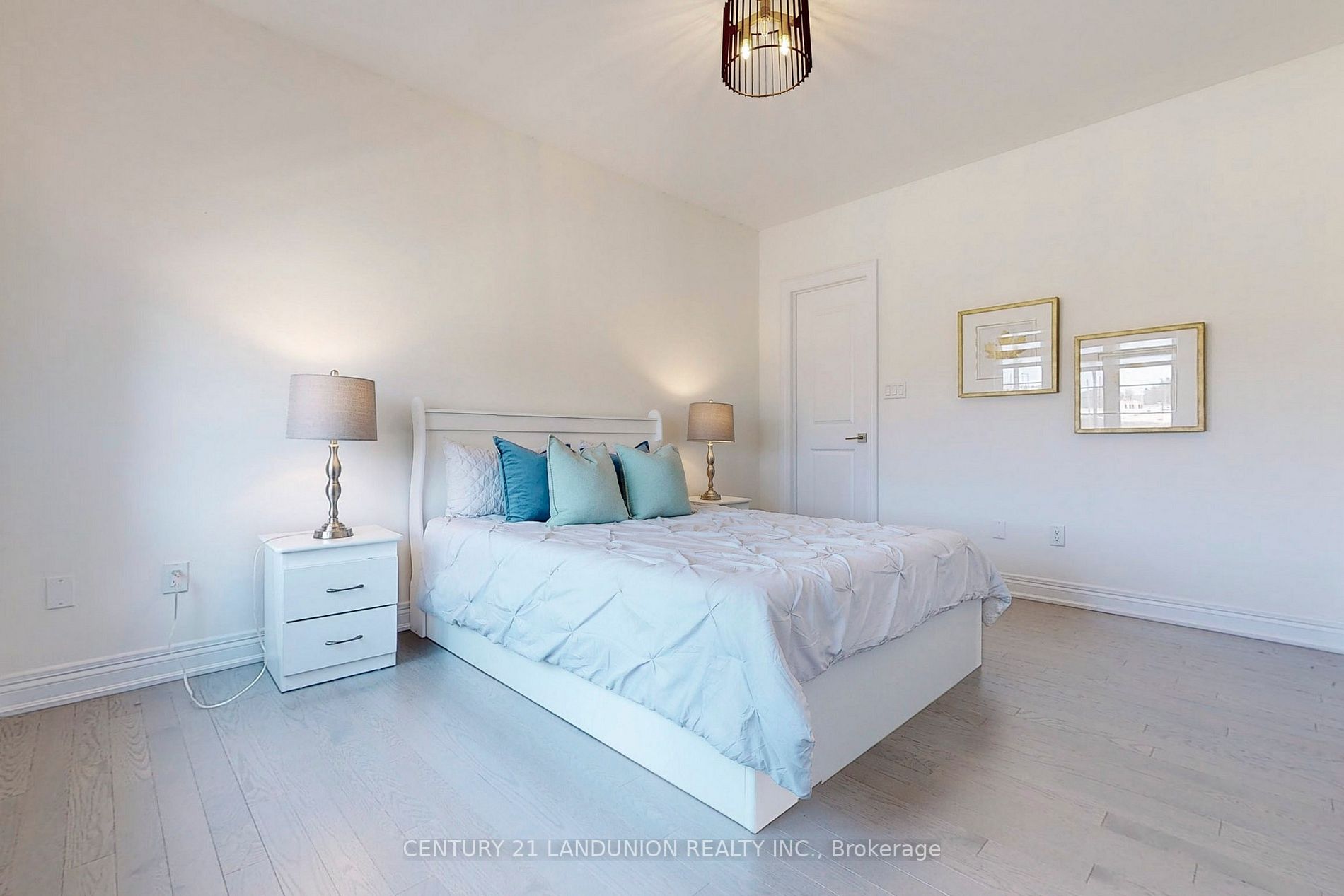 33 Brant Dr