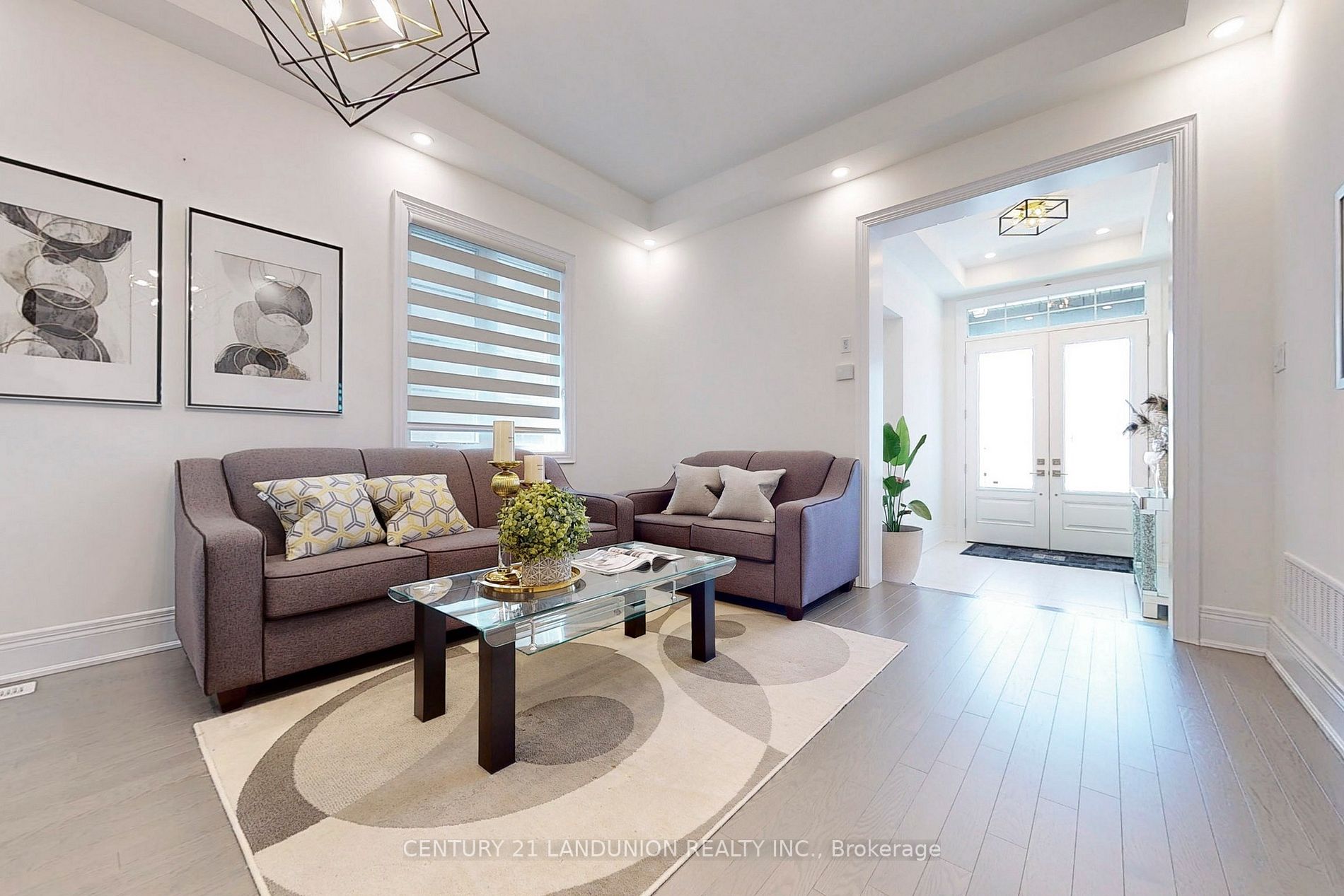 33 Brant Dr