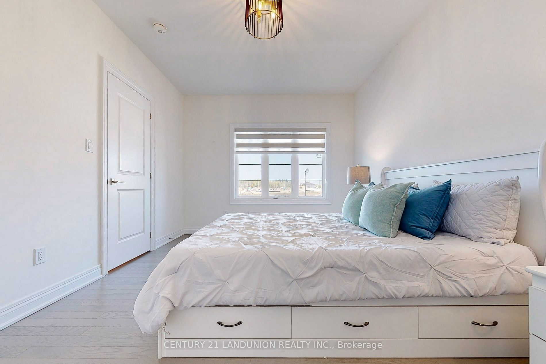 33 Brant Dr