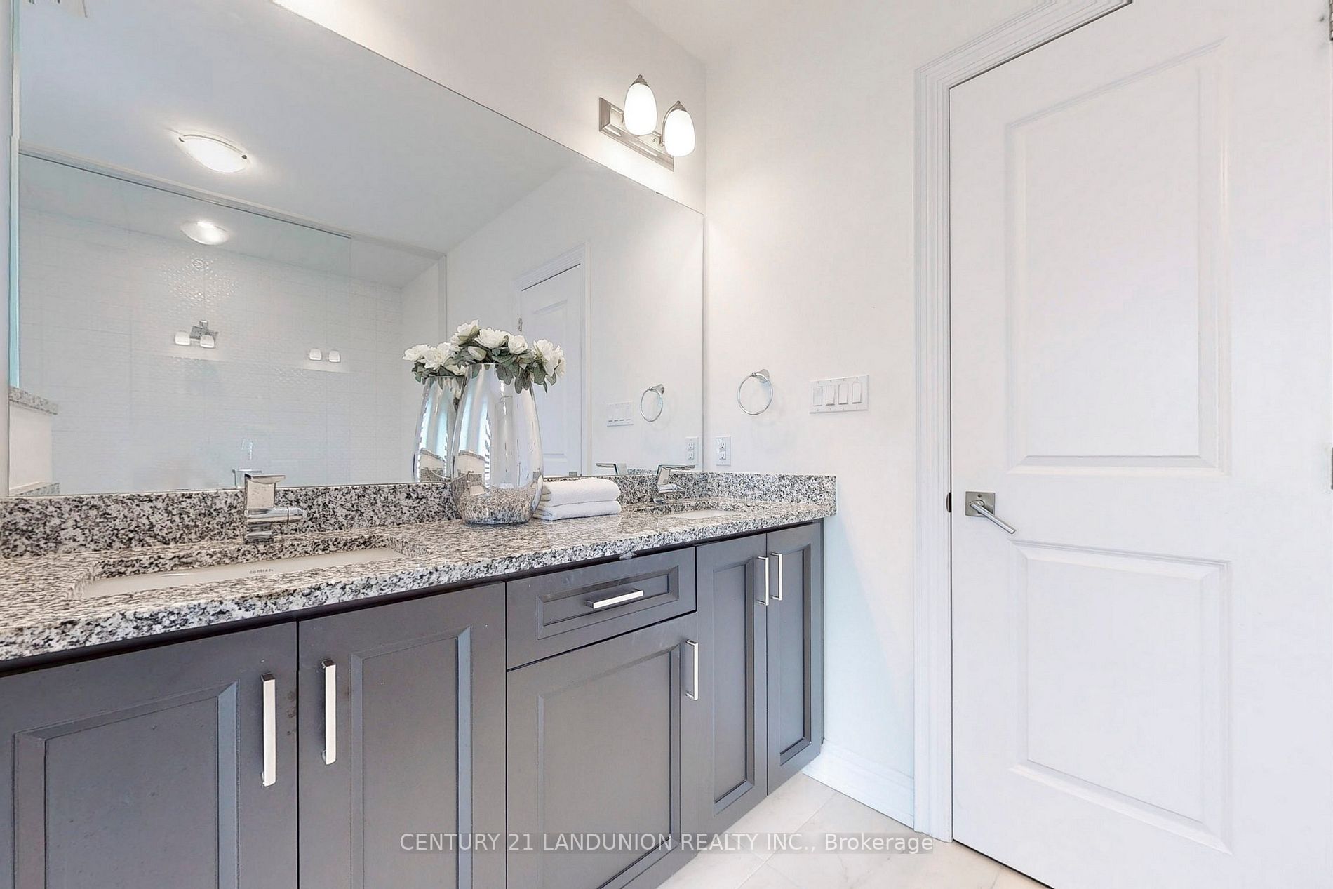 33 Brant Dr