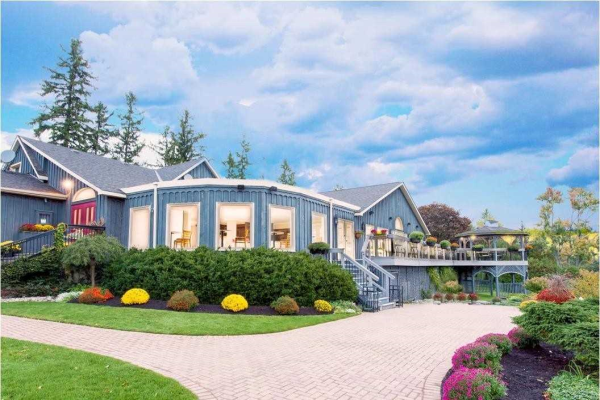 13256 Leslie St, Richmond Hill