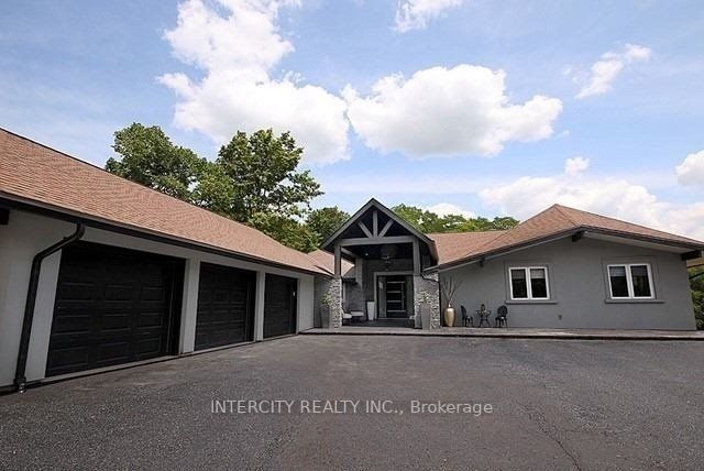 Listing N5975616 - Large Photo # 1