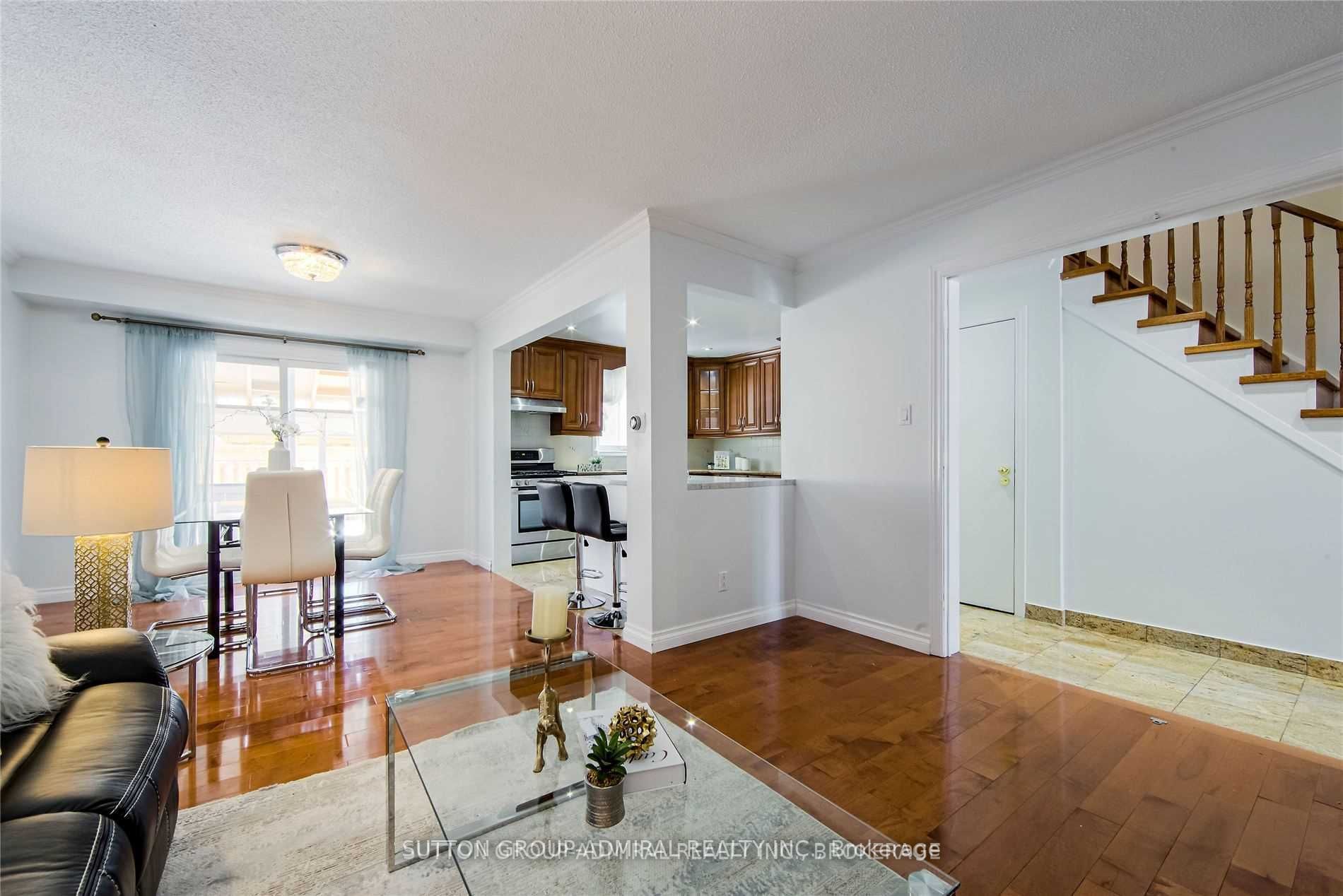 23 Millbank Crt