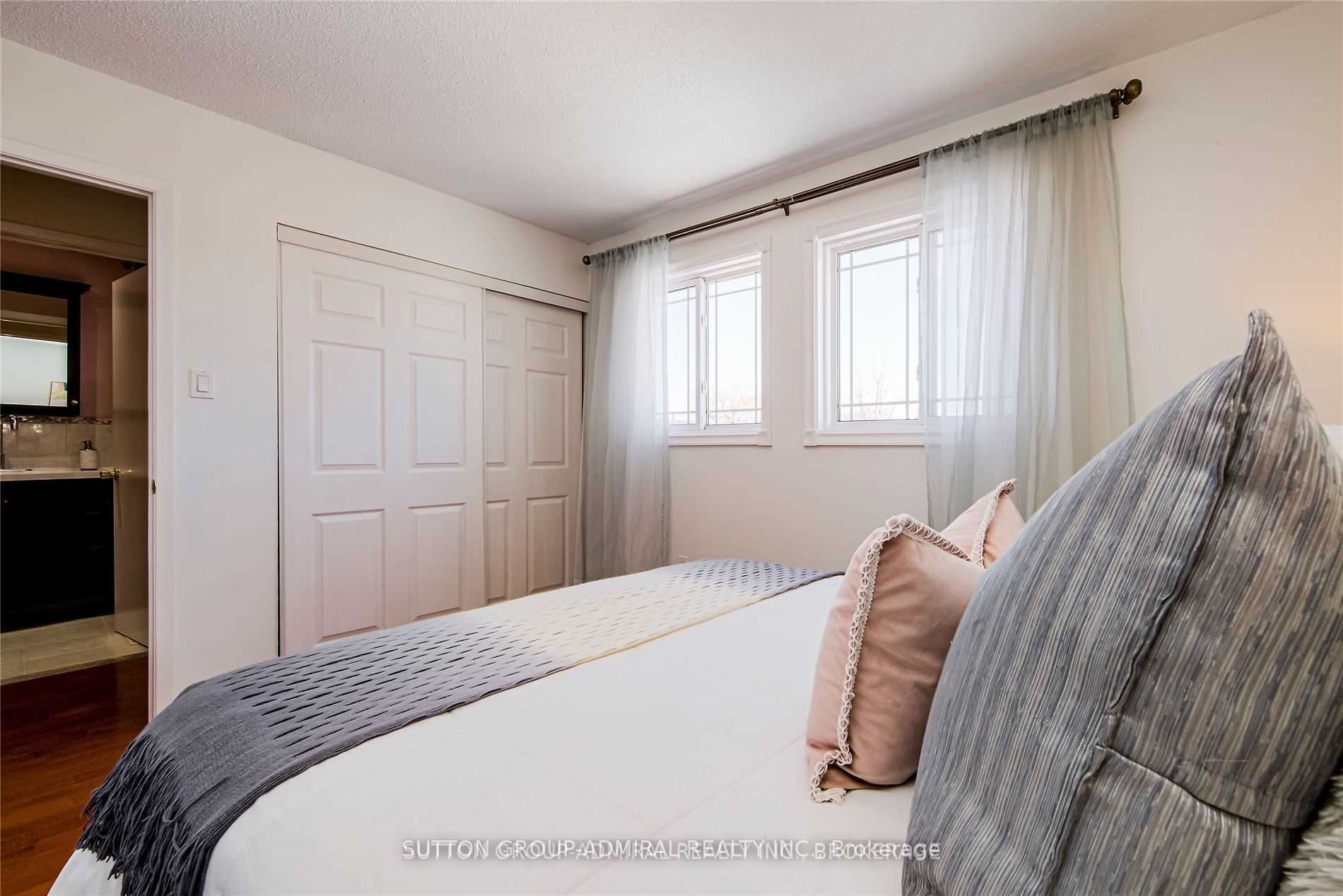 23 Millbank Crt