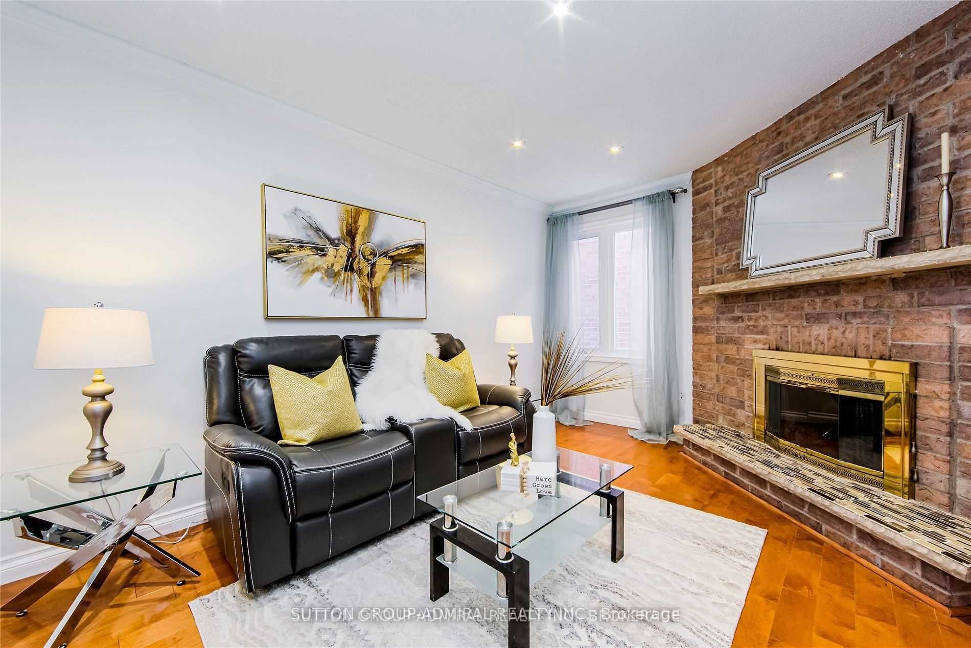 23 Millbank Crt