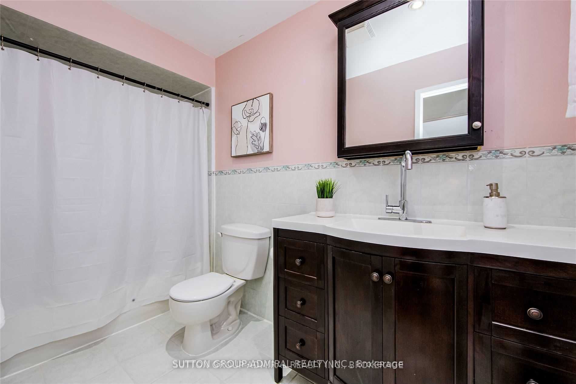 23 Millbank Crt