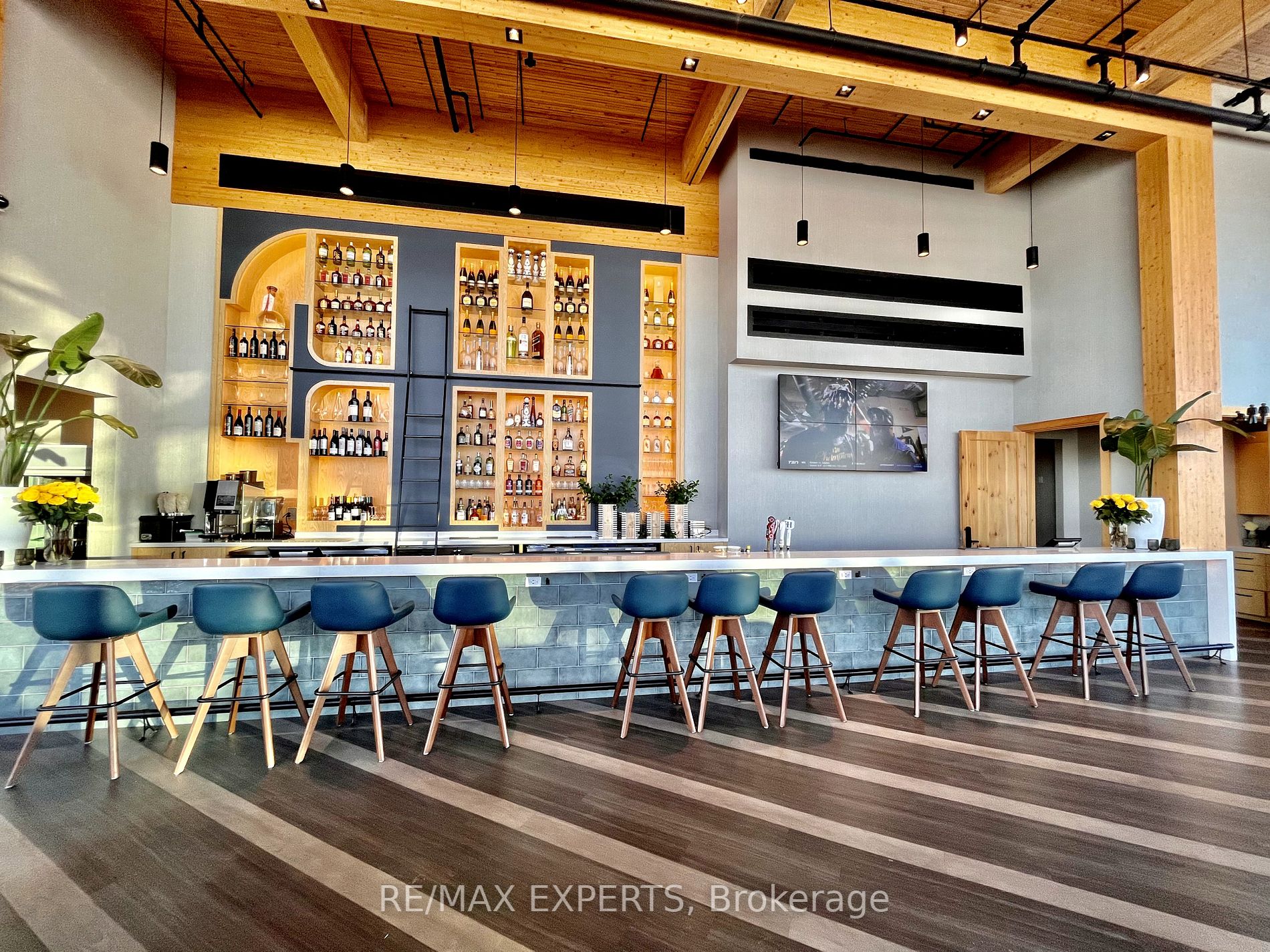 415 Sea Ray Ave, #105