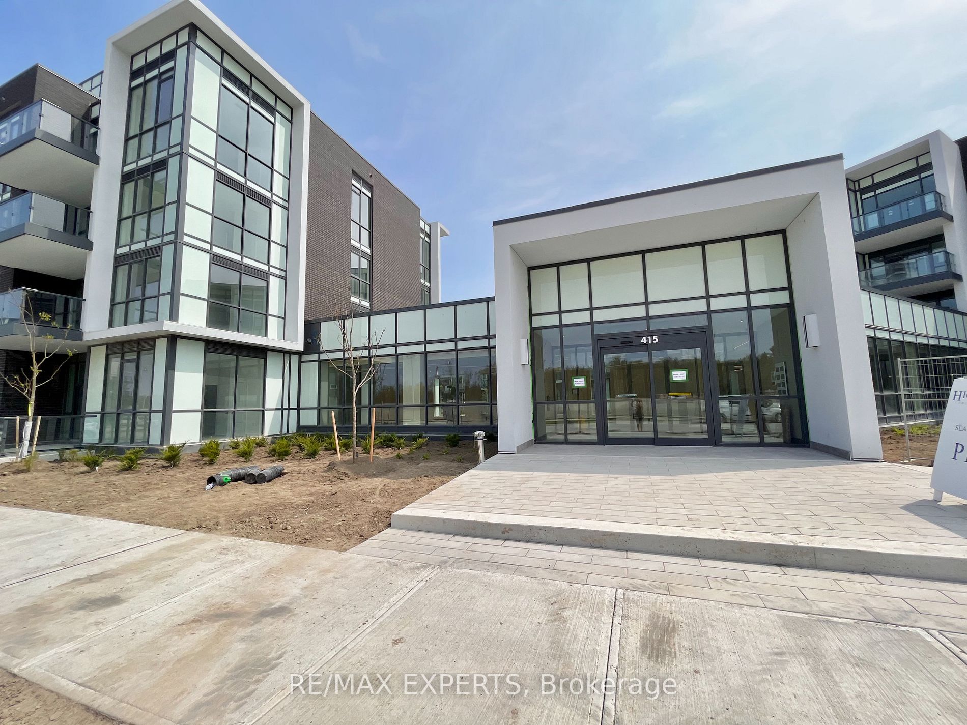 415 Sea Ray Ave, #105